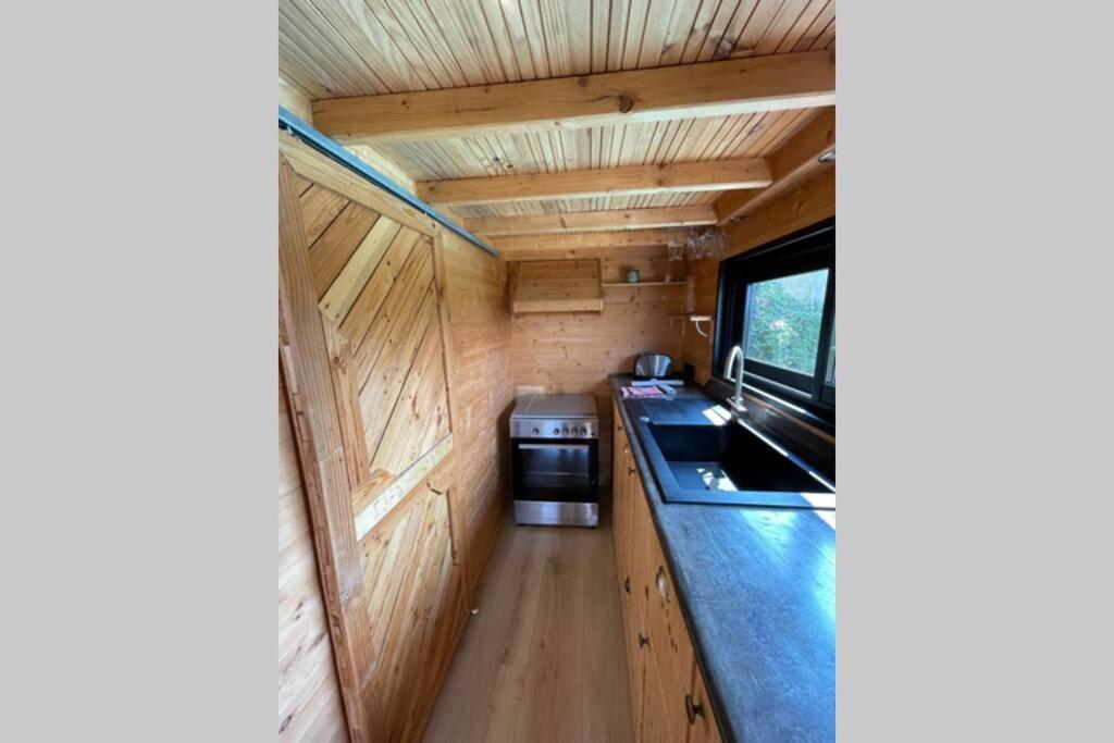 Myinsolite - Tiny-House, Jacuzzi, Brasero, Piscine Эг-Морт Экстерьер фото