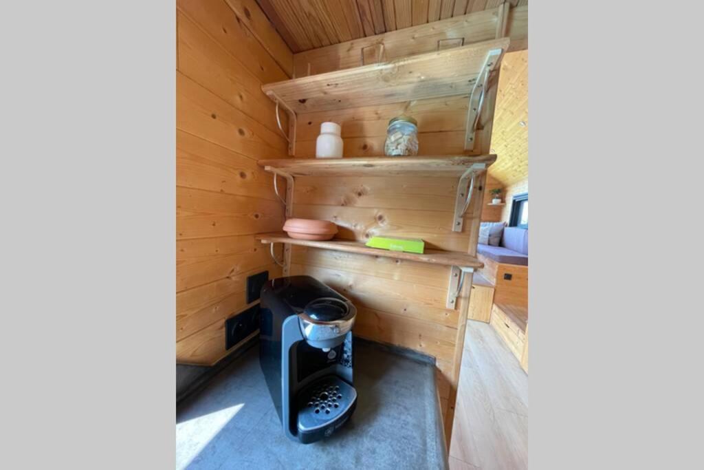 Myinsolite - Tiny-House, Jacuzzi, Brasero, Piscine Эг-Морт Экстерьер фото