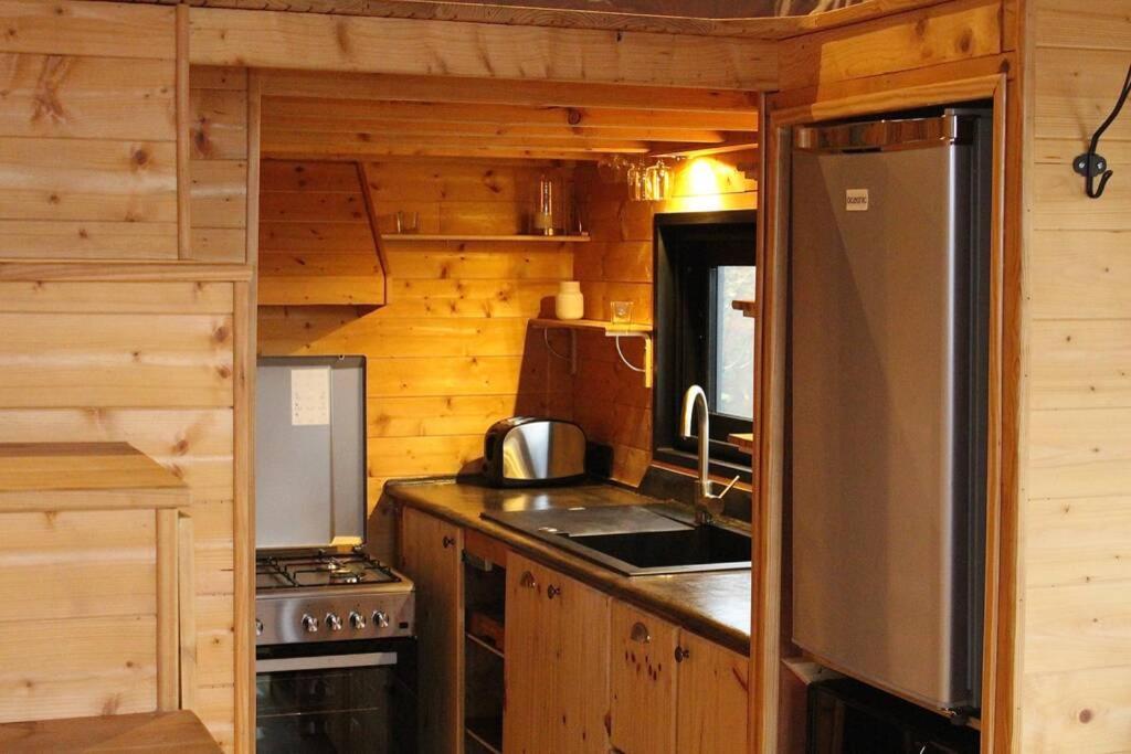 Myinsolite - Tiny-House, Jacuzzi, Brasero, Piscine Эг-Морт Экстерьер фото
